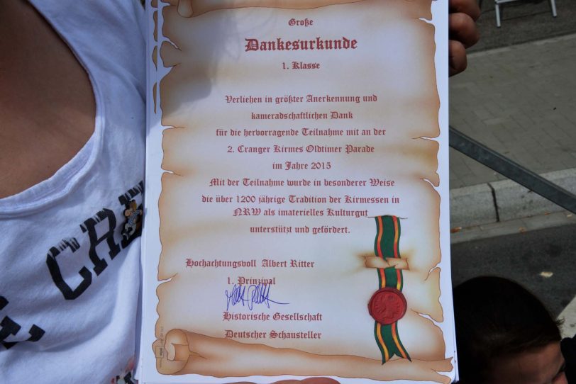 2. Oldtimer-Parade der Cranger Kirmes.