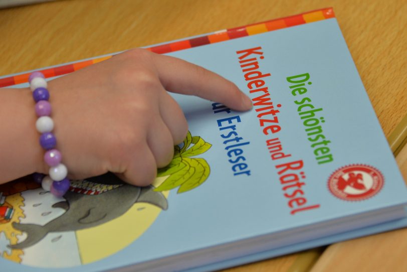 Lesen macht schlau und bereitet Freude.