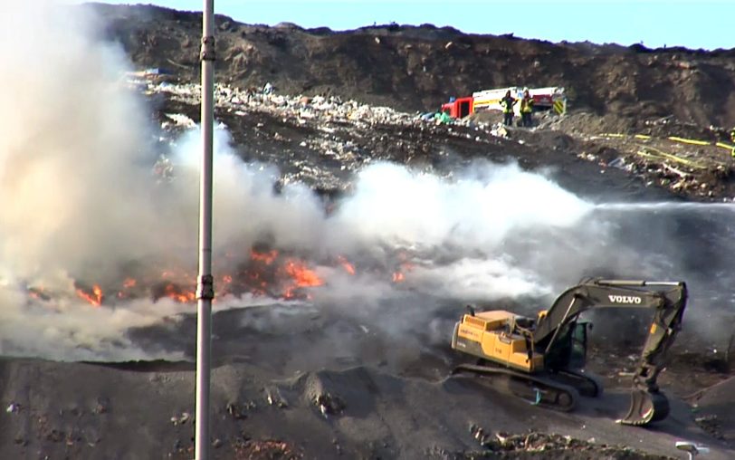 Brand in der Zentraldeponie im Emscherbruch.