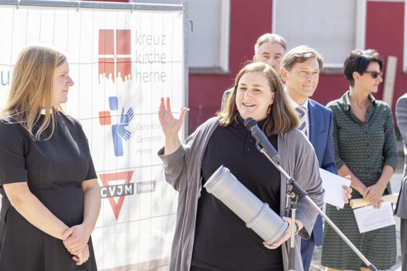 Gottesdienst mit anschließender Grundsteinlegung für den Erweiterungsbau des evangelischen Gemeindezentrums der Kreuzkirchen-Gemeinde am Europaplatz in Herne (NW), am Sonntag (15.09.2019).