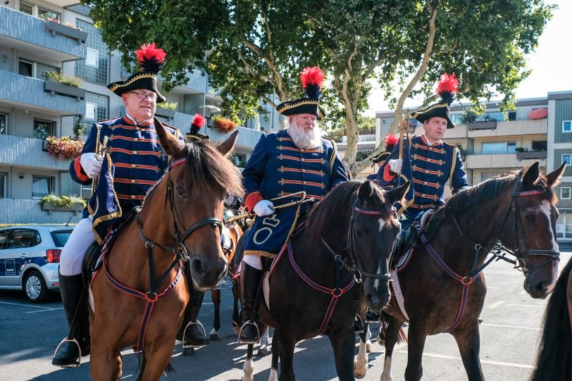 Rund 4.000 Aktive formierten sich am Eickeler St. Jörgens Platz zum Festumzug der Cranger Kirmes 2018.