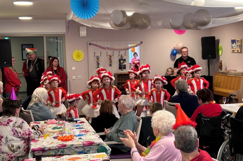 Buntes Karnevalstreiben im Seniorenhaus Crange 2026.