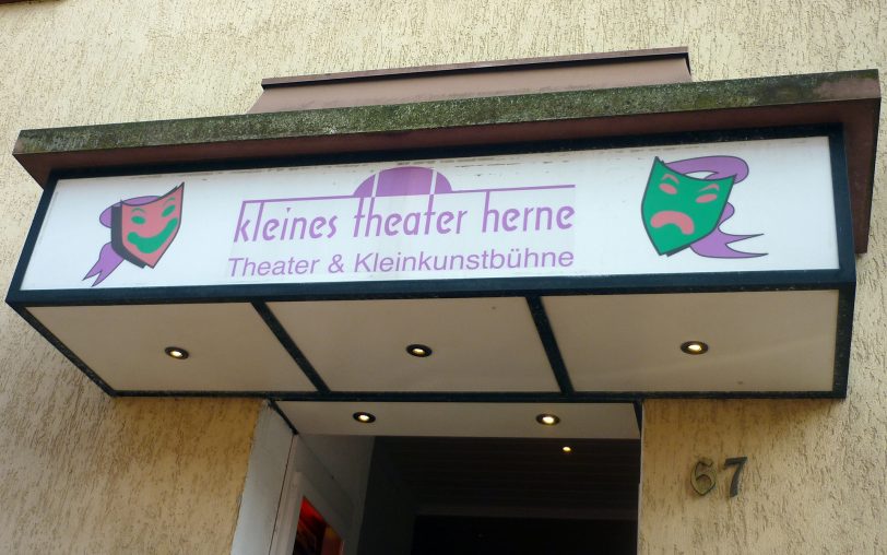 Gesellschaftskomödie im kleinen theater herne