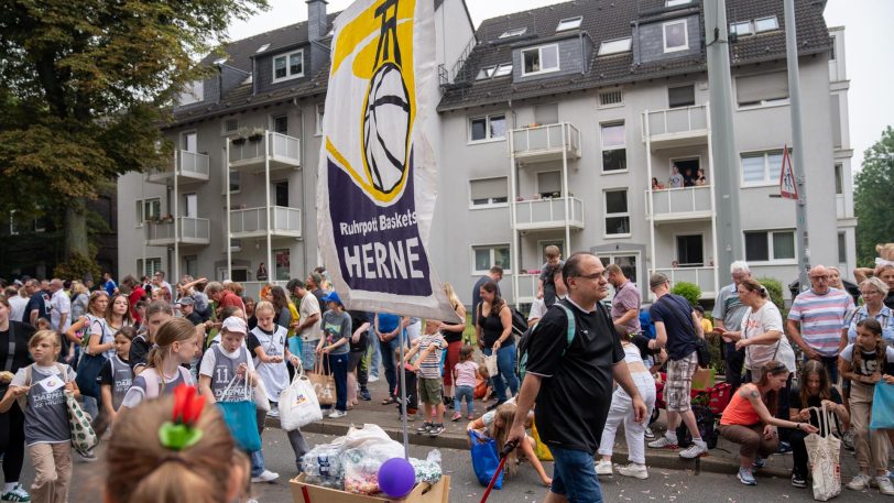 Festumzug zur 540. Cranger Kirmes