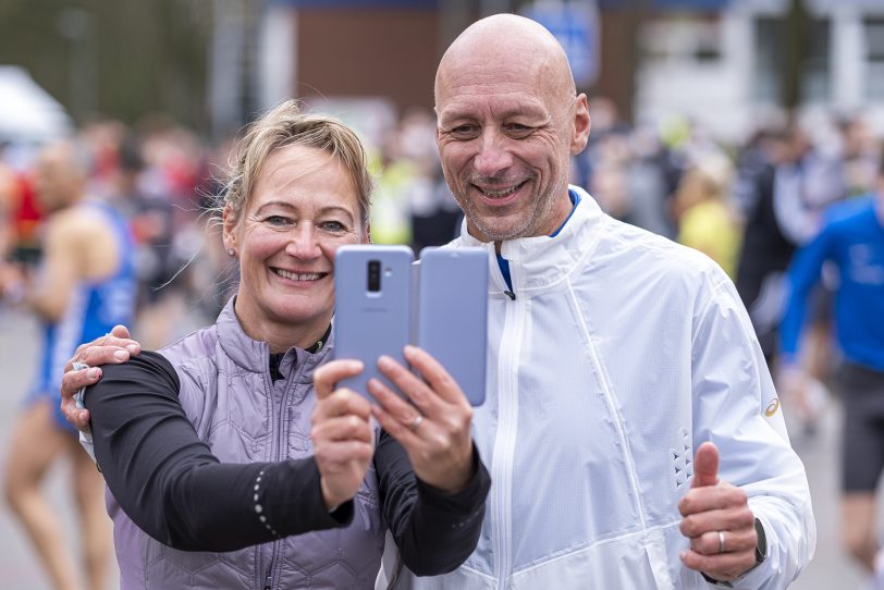 Der 43. Herner Silvesterlauf im Revierpark Gysenberg in Herne (NW), am Freitag (31.12.2021). Coronabedingt ohne Zuschauer und mit 2G.