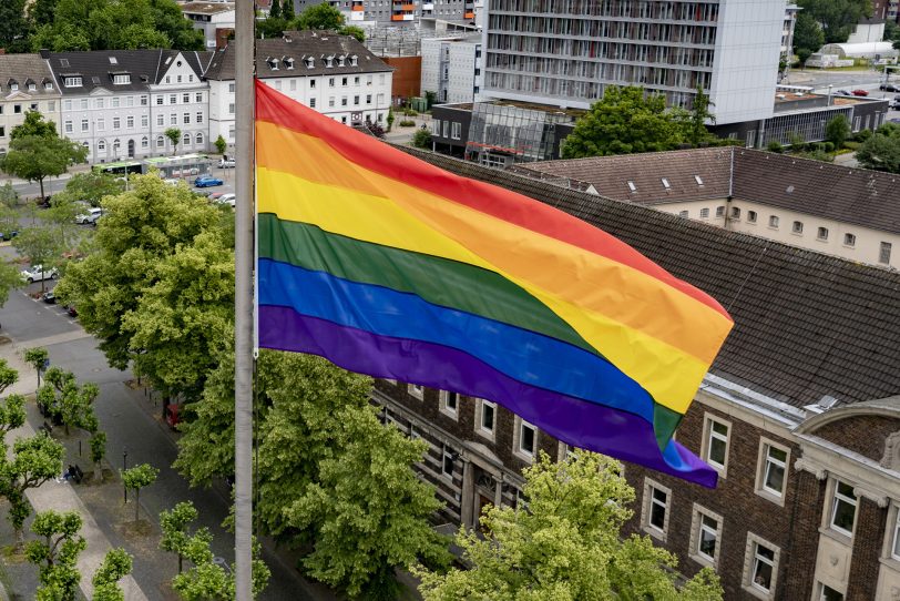 Vielfalt, Regenbogenflaggen, Gendersternchen: Der AWO-Kreisverband Herne lädt zu einem 