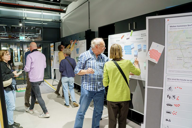 Nach dem erfolgreichen Start im Juni dieses Jahres fand am bereits der zweite Mobilitätssalon im Stadt Forum in den Neuen Höfen statt.