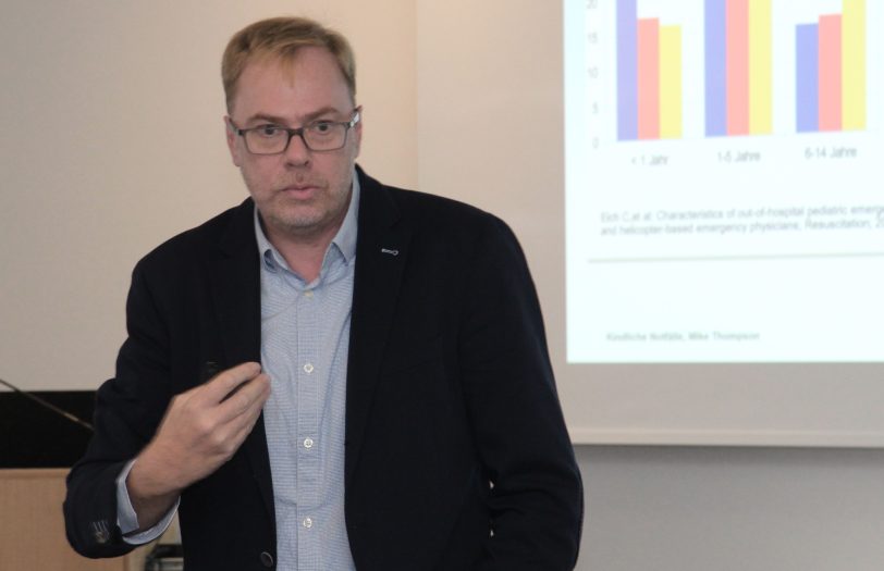 Dr. Mike Thompson, Leitender Arzt der Notaufnahme am EvK.