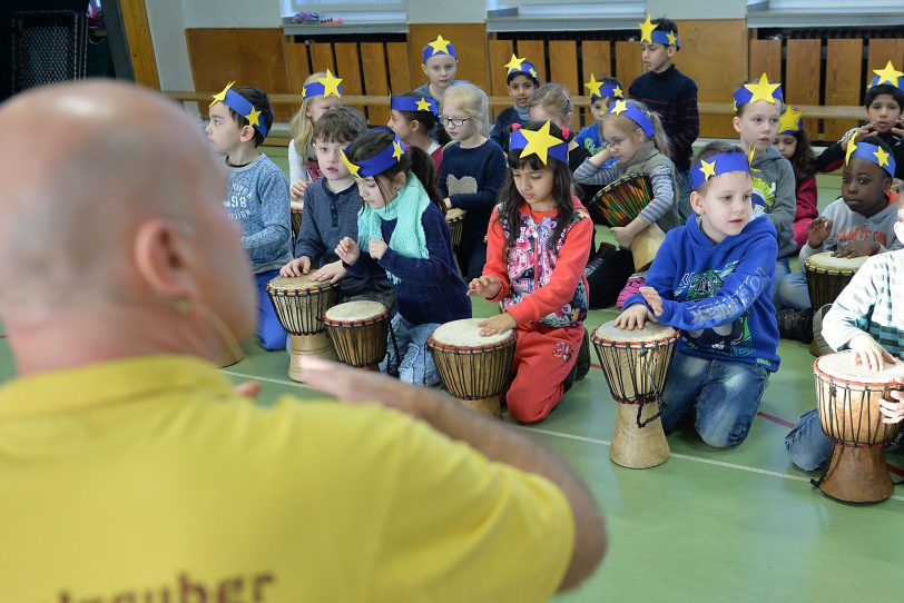 Trommelzauber zu Gast in der Laurentiusschule.