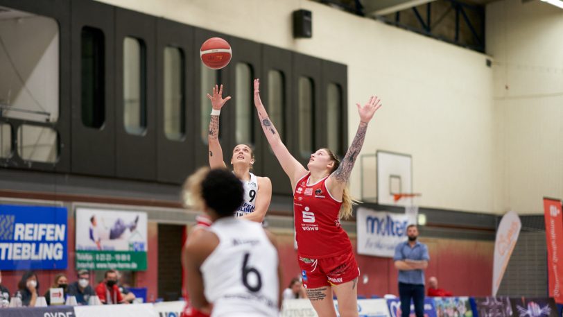 Die HTC Basketballerinnen ziehen durch ein 75:69 gegen die GiroLive Panthers Osnabrück in das Final-Four des DBBL Pokals ein. Kristina Topuzovic