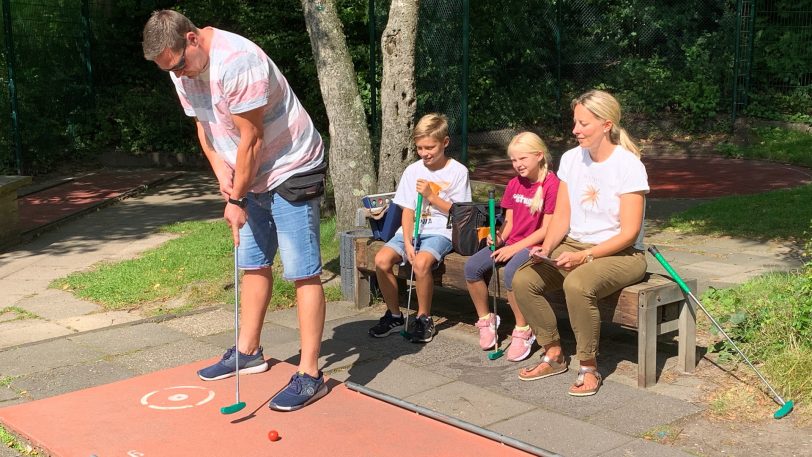 Familie Minzlaff war mit dem Tagesbesten (v.li.) Papa Björn, Jan, Lina und Mama Julia vor Ort.
