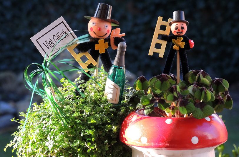Traditionelle Glücksbringer zum neuen Jahr.