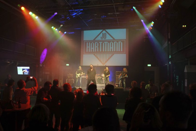 Jo Hartmann und Band