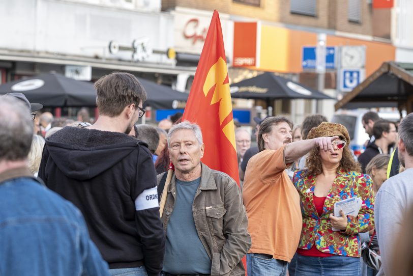 Jeder ist willkommen, aber bitte ohne Parteifahne.