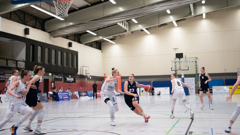 Die Basketballerinnen vom Herner TC gewinnen am Mittwoch (2.3.2022) mit 85:69 gegen die Capitol Bascats Düsseldorf.