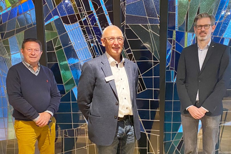 Vorstand der Palliativstation v.l. Werner Karnik (Schatzmeister), Pfarrer Frank Obenlüneschloß (1. Vorsitzender) und Chefarzt Dr. Jens Verbeek (stellv. Vorsitzender).