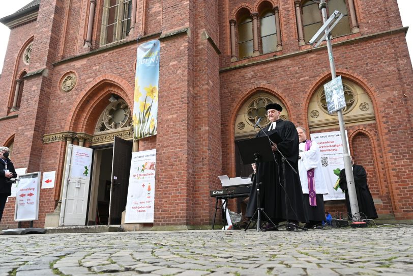 Aktion des Bündnis Herne gegen die Demo der Impfgegner.