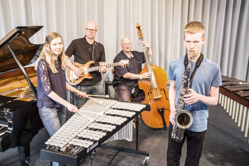 Die Herner Musiker: Carlotta Ribbe, Heinrich Altemeier, Christian Ribbe, Johannes Altemeier.