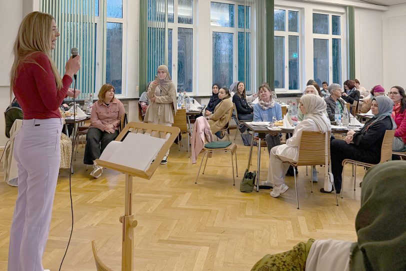 Zum Fastenbrechen am Weltfrauentag (8.3.2025) hatte die Islamischen Gemeinde eingeladen.