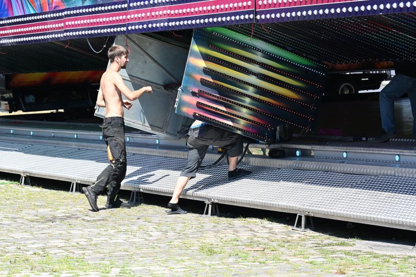 Aufbau der Cranger Kirmes 2022 - Stand 24.07.2022