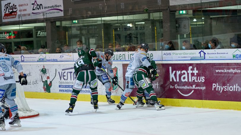 Herner EV gegen ESC Wohnbau Moskitos Essen am Sonntag (17.10.2021), Essen gewinnt 5:2.