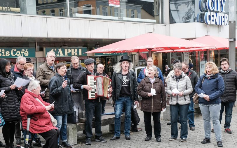 Der Flashmob sang das Steigerlied.