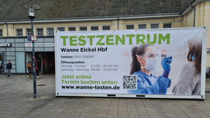 Direkt am ÖPNV und an den Fern- und Regionalzügen: Am Hauptbahnhof Wanne-Eickel hat nun ein neues Zentrum für Corona-Schnelltests eröffnet.