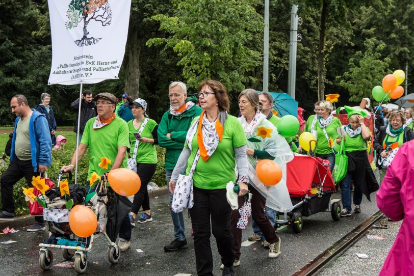 Pallitiv- und Hospiz gewinnen bei den Fußgruppen.