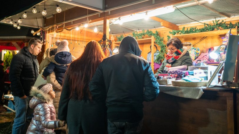 Der wewole-Adventsmarkt auf dem Gelände der Gärtnerei und Floristik an der Nordstraße lud an zwei Tagen zum Stöbern nach Geschenkideen ein.