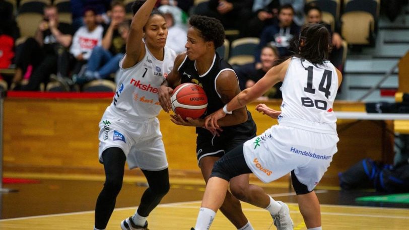 Alyssa Lawrence (Mitte) wechselt zum Herner TC.