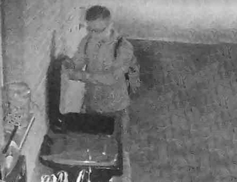 Die Polizei fragt: Wer kennt diesen Mann?