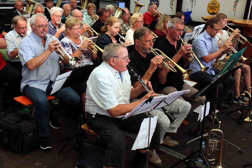 Schausteller-Gottesdienst im Bayernzelt.