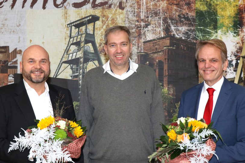 v.l. Christian Bauer, Andreas Schlüter, Hauptgeschäftsführer der Knappschaft Kliniken GmbH, und Thorsten Hahn.