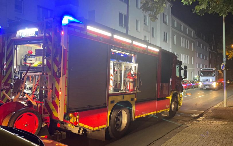 An der Bismarckstraße in Baukau kam es am Montagabend (19.8.2024) aufgrund einer defekten Gasleitung zu einem Gasaustritt.