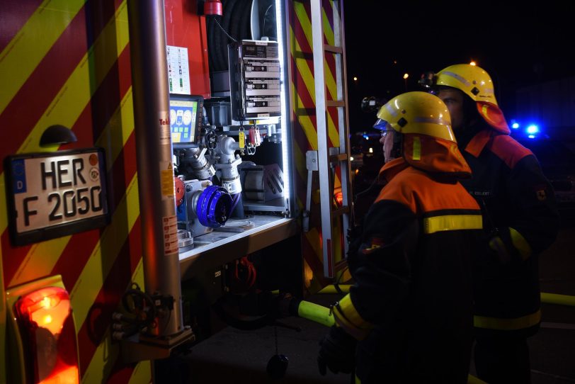 Brand in einem Gewerbeobjekt an der Gelsenkirchener Straße