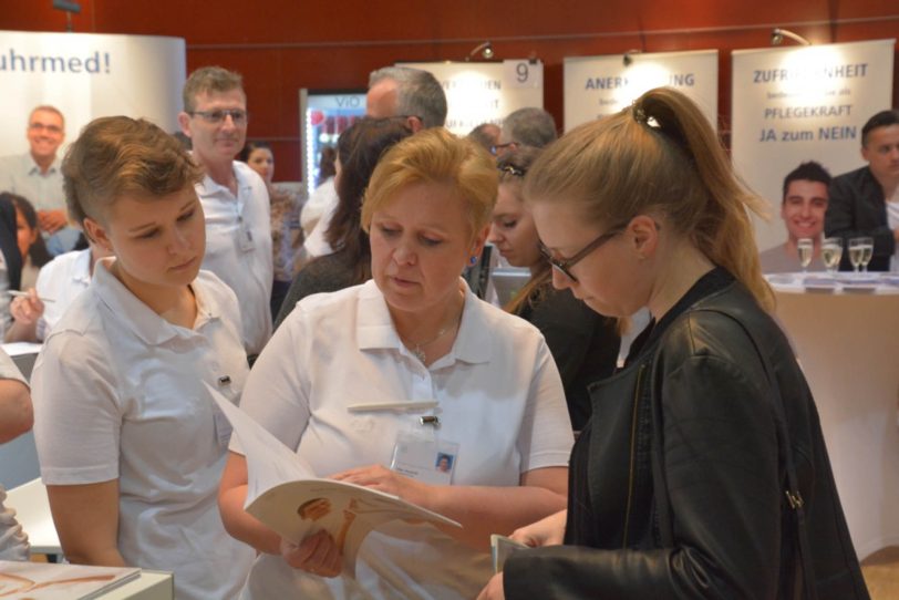 Besucher-und Ausstellerrekord auf der 6. Jobmedi 2017 in Bochum.