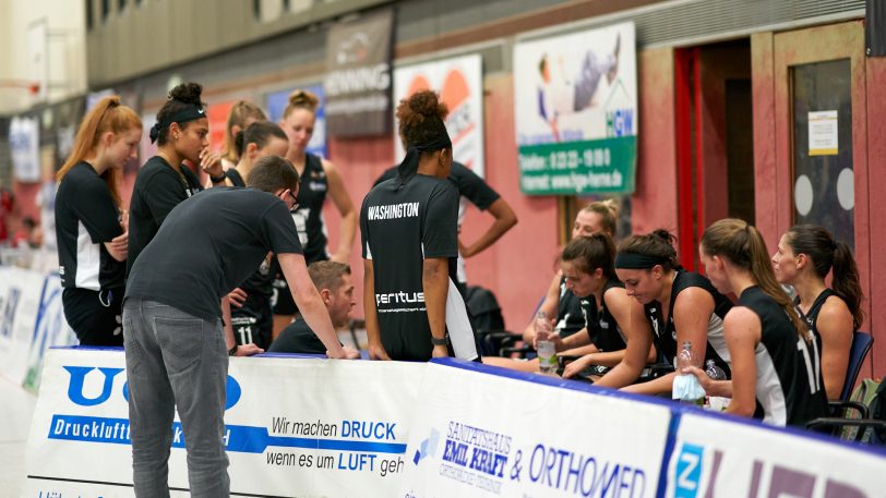 Die HTC-Damen gewinnen gegen die SNP BasCats USC Heidelberg am Sonntag (3.10.2021) mit 66:64.