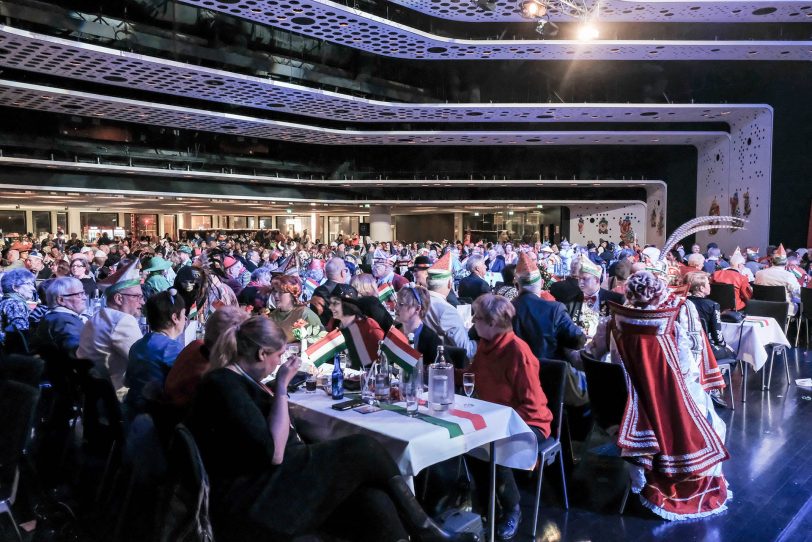 Prunksitzung der 1. HeKaGe im Kulturzentrum Herne.