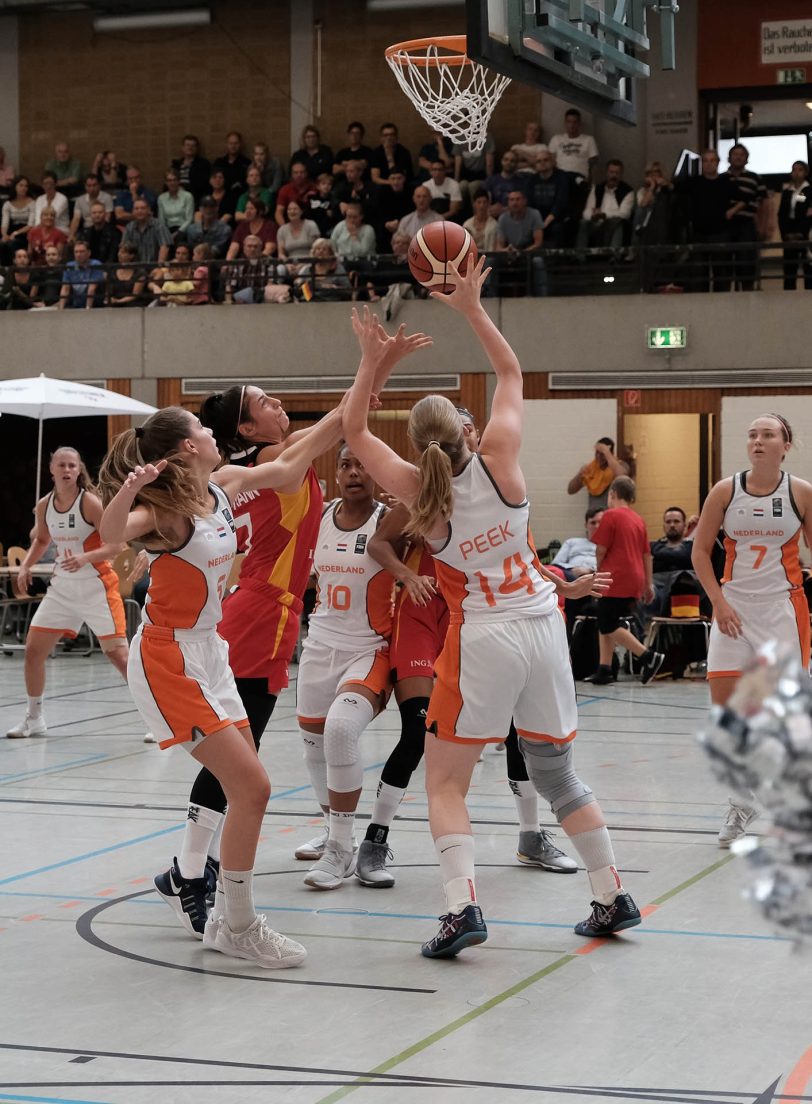Das Basketball Länderspiel Deutschland Niederlande in der H2K-Arena.