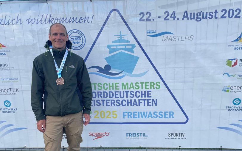 Sebastian Fiebich nahm an den Freiwassermasters in Rostock teil und holte zwei Medaillen.