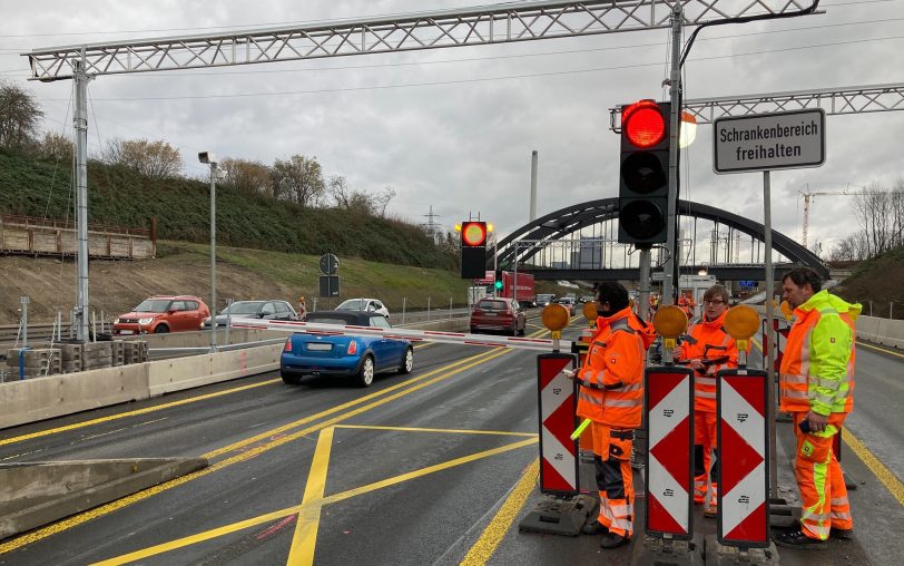 Die Schrankenanlage bei Herne: Sie verzeichnet sogar noch mehr Verstöße als das Gegenstück in Recklinghausen.