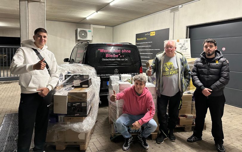 Die Muslimische Jugend Röhlinghausen spendete mehrere Lebensmittelpaletten, darunter auch an den Verein