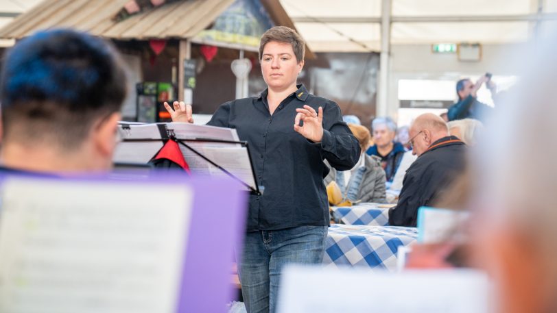 Der traditionelle Gottesdienst der evangelischen Kirchengemeinde Wanne-Eickel in der Bayern-Festhalle auf der Cranger Kirmes am Sonntag (3.8.2025).