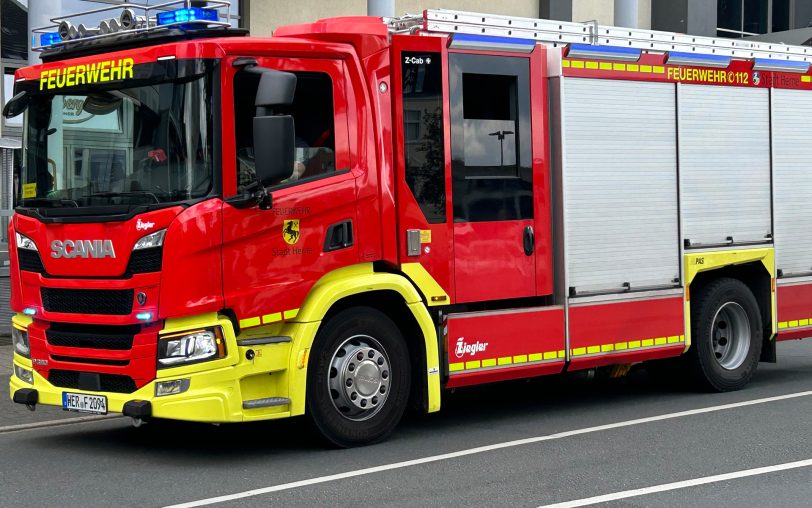 Die Feuerwehr Herne rückte zu einem Brand auf einem Balkon aus (Symbolbild).