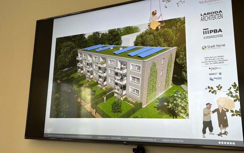 So sieht die Dachansicht in den Planungen aus: Oben drauf kommen PV-Anlagen. Im Erdgeschoss erhalten die Wohnungen direkten Zugang zum Garten.