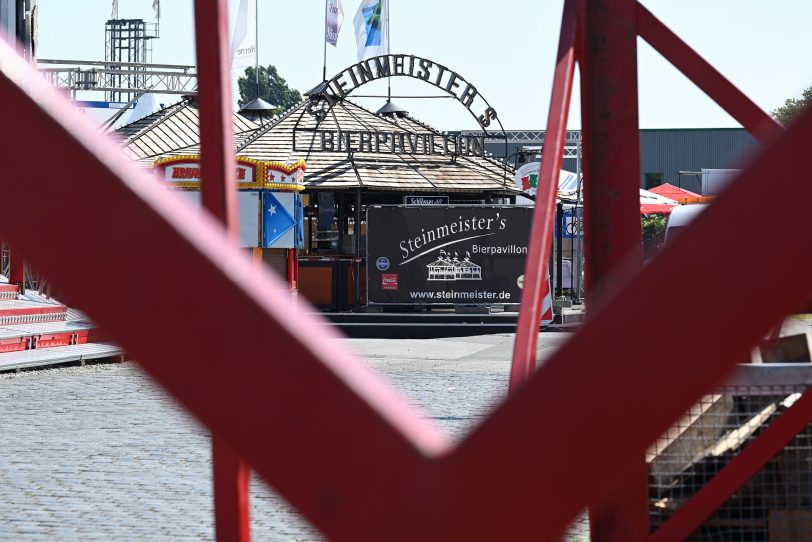 Aufbau der Cranger Kirmes 2022 - Stand 24.07.2022