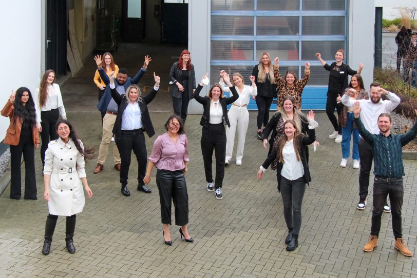 14 Pflegeschüler haben ihre Ausbildung erfolgreich abgeschlossen.