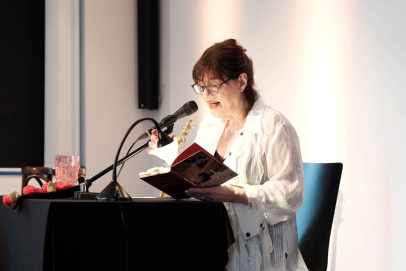 Ulla Meinecke las aus ihrem Buch
