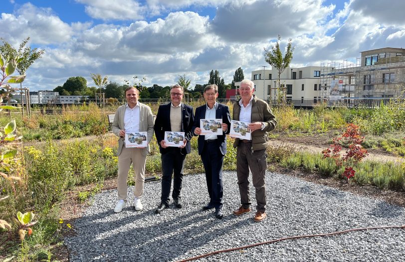 Die Vorstellung des Berichts mit Benjamin Janssen (Geschäftsführer Diprotec GmbH), Jörg Kemna (Geschäftsführer der Business Metropole Ruhr), Dr. Frank Dudda (Oberbürgermeister der Stadt Herne) und Gernot Engler (Geschäftsführer E-Gruppe).