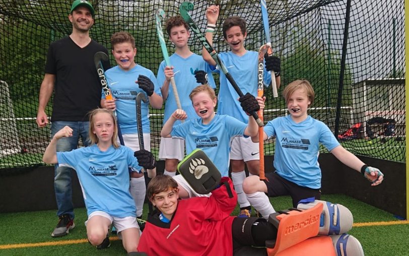 Die U14 des HC Herne nach dem Turnier in Iserlohn - sechs Punkte konnte das Team sammeln.